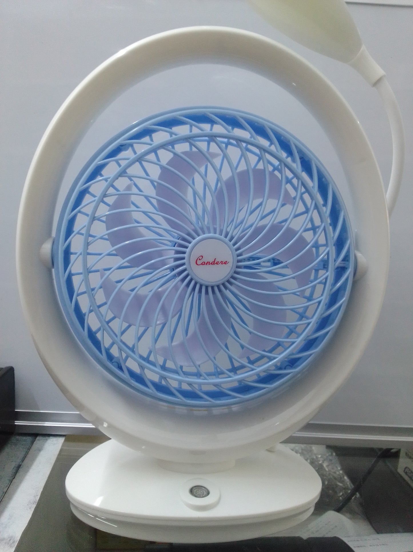 Rechargeable table fan